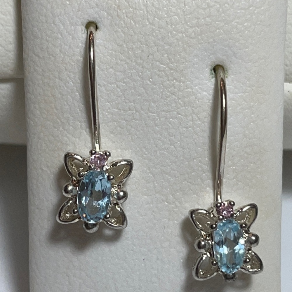 *SOLD*Gorgeous 925 silver natural blue stone.